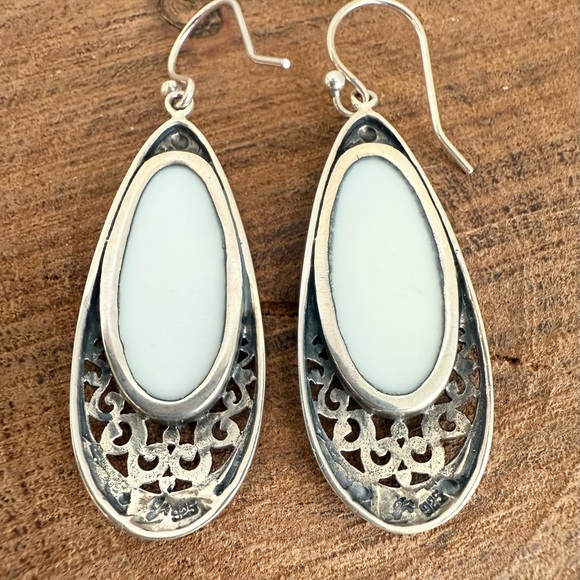 Samuel B. Mother of Pearl Shell and Sterling Silver Drop Earrings - Picture 9 of 9